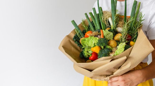 17 Buket Hari Guru 2025 untuk Kado Spesial dari Bunga, Snack hingga Kerudung