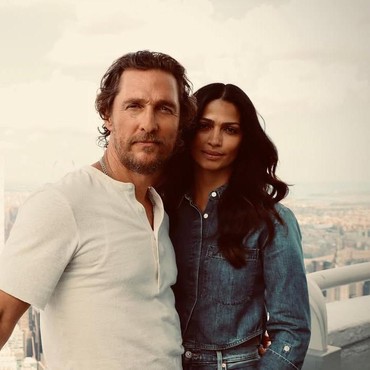 Matthew McConaughey Kenang Mantan dan Perjalanan Panjang Menemukan Cinta Sejati