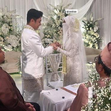 Fiki Naki Resmi Menikah, Ini Sosok Istrinya