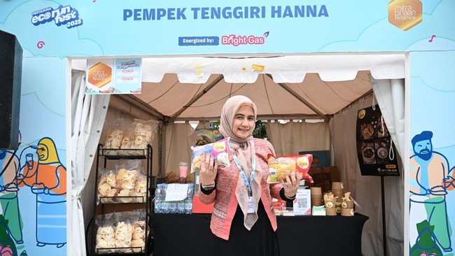 Pertamina Eco RunFest 2025 di Gelora Bung Karno, mempromosikan gaya hidup sehat dan dukung UMKM, Event ini meningkatkan ekonomi lokal dan jaringan pemasaran.