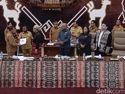 9 Fraksi DPRD NTT Setujui 7 Ranperda dengan Sejumlah Catatan