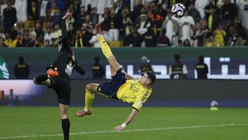 Berita Panas dari Dunia Sport CNN : Kata-kata Ronaldo Usai Cetak Gol Salto Saat Al Nassr Bantai Al Khaleej