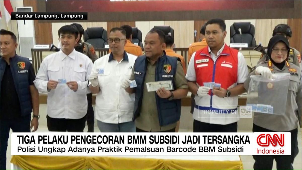 VIDEO: Tiga Pelaku Pengecoran BBM Subsidi Jadi Tersangka