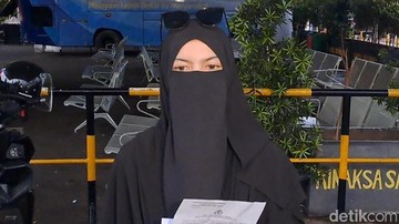 Wardatina Mawa Ngaku Temukan Bukti Suami Selingkuh dari Instagram Inara Rusli