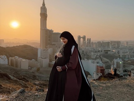 Deretan Artis Umrah saat Hamil, Terbaru Zaskia Sungkar dan Nina Zatulini