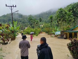 60 Rumah Terendam Banjir di Taput, 4 Warga Terluka