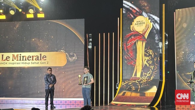 Detikcom Awards 2025 digelar di Jakarta, mengapresiasi individu dan organisasi berprestasi. Sesi pertama menampilkan pemenang di berbagai kategori.