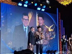Ferry Juliantono Raih detikcom Awards 2025 Tokoh Pemberdayaan Koperasi