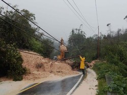 Longsor Tapteng-Sibolga Lumpuhkan Jaringan Listrik, Begini Penjelasan PLN