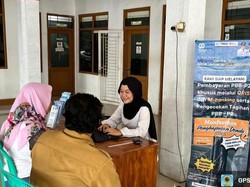 Layanan Keliling Permudah Warga Indramayu Bayar Pajak