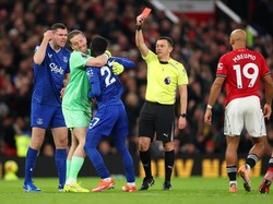 Babak I: 10 Pemain Everton Ungguli MU