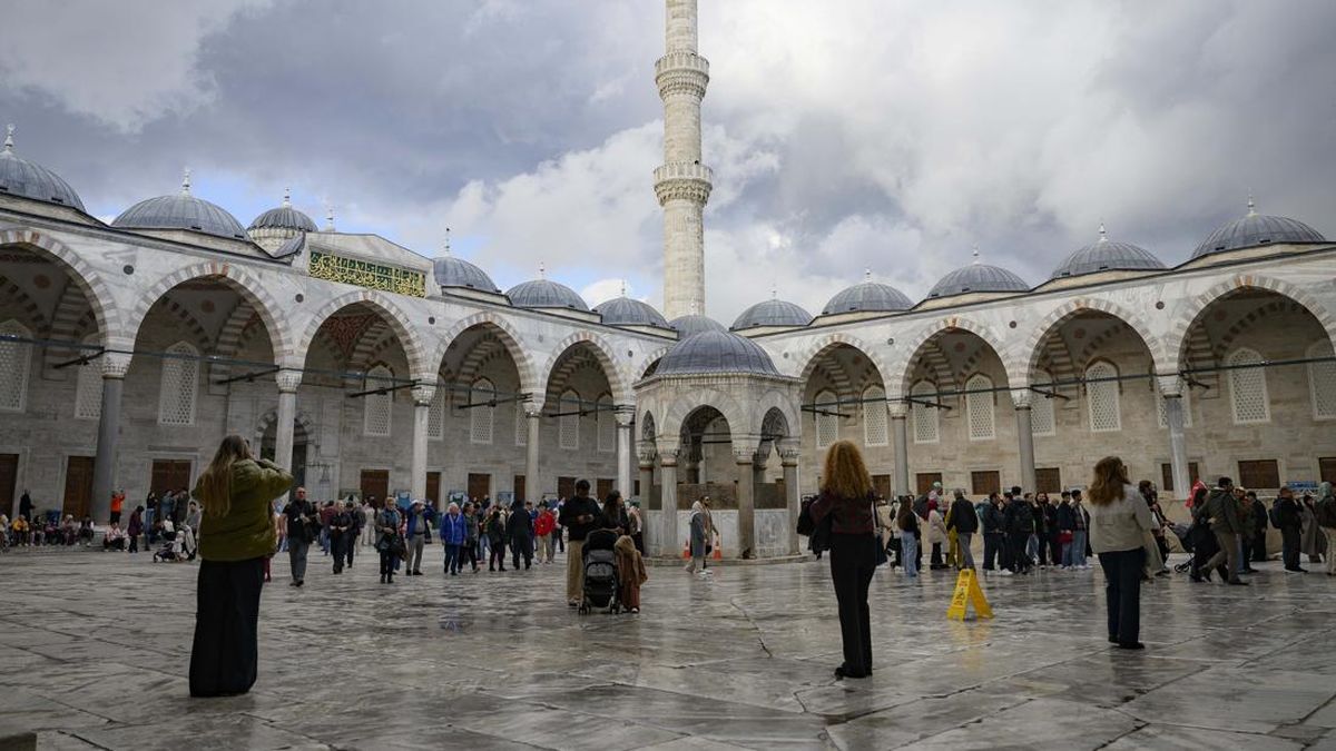 Ramadan di Turki, Hidupkan Masjid Lewat Permainan Bocah Usai Tarawih