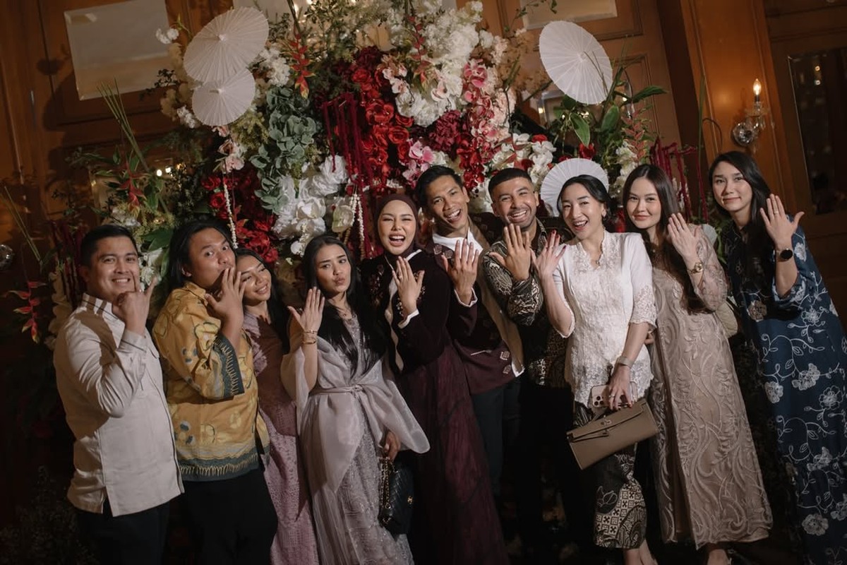 Momen Lamaran Dara Arafah dan Rehan Mubarak