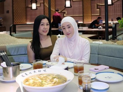 Momen Larissa Chou Habiskan Waktu Bersama Sang Bunda, Dipuji Keluarga Good Looking