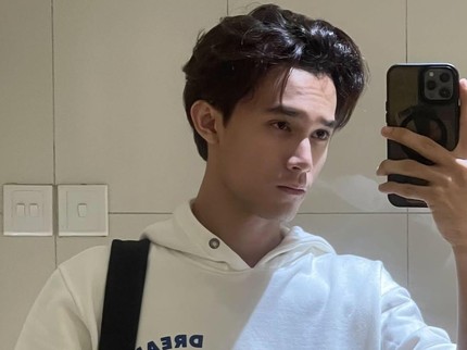 5 Potret Rizky Langit Anak Rossa yang Kini Jadi Aktor, Debut di Film 'Pangku'