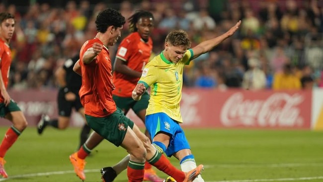 Portugal U-17 lolos ke final Piala Dunia U-17 usai mengalahkan Brasil 6-5 (0-0) lewat drama adu penalti yang menegangkan di semifinal Piala Dunia U-17 2025.