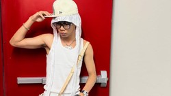 Lirik Lagu Dia - Sency feat. Tenxi