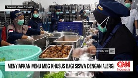 VIDEO: Menyiapkan Menu MBG Khusus Bagi Siswa Dengan Alergi