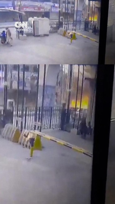 Detik-detik Bom Bunuh Diri di Markas Paramiliter Pakistan