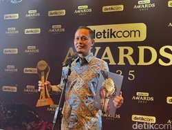 Walkot Pekanbaru Dapat Penghargaan detikcom Awards: Inovasi Kami Sejalan Jaga Bumi
