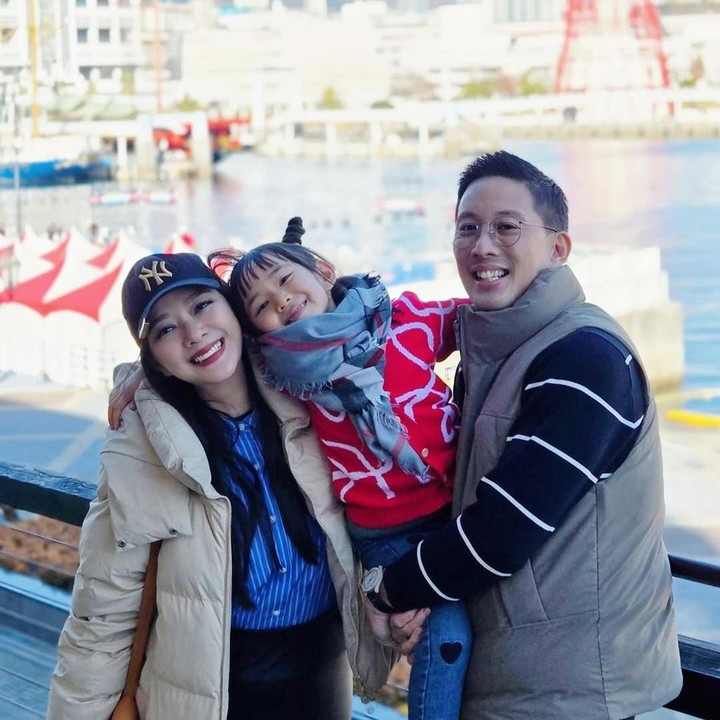 <p>Lama tak muncul di layar kaca, Yuanita Christiani yang dikenal sebagai aktris sekaligus pembawa acara tampaknya tengah menikmati kehidupan saat ini sebagai istri dan ibu dari satu anak. (Foto: Instagram @yuanitachrist)</p>