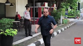 Pengacara Sambangi KPK Jelang Pembebasan Ira ASDP