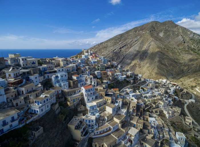 Austria, Yunani, Norwegia, Portugal, dan Swedia memiliki paspor terkuat kelima di dunia dengan akses bebas visa ke 186 negara./ Foto: Freepik.com/wirestock