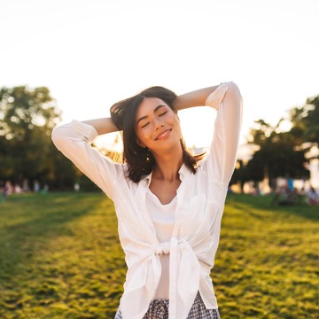 5 Ciri Kepribadian Orang yang Menyukai Cuaca Panas