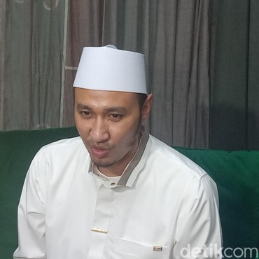 Khadeejah Cemburu ke Adik, Habib Usman bin Yahya Bagi Tugas dengan Kartika Putri