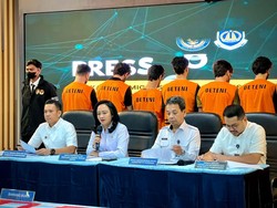 Imigrasi Tangerang Amankan 10 Orang WNA Diduga Investor Bodong