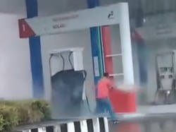 SPBU di Manggarai Terbakar Diduga Tersambar Petir