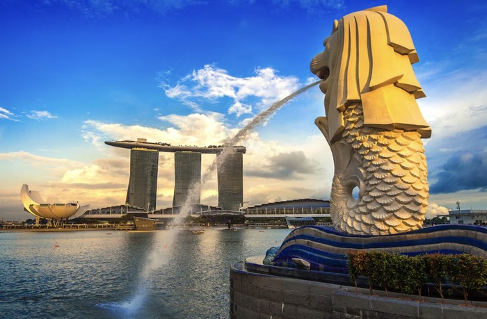 Singapura memiliki paspor terkuat di dunia dengan bebas akses hingga 193 destinasi ke seluruh dunia./ Foto: Freepik.com/tawatchai07