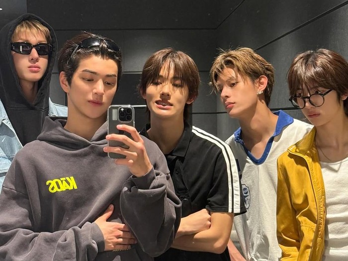 CORTIS merupakan grup idola pria yang debut pada 18 Agustus 2025 di bawah naungan BIGHIT Entertainment.