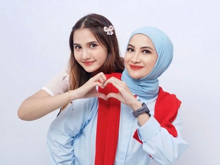 5 Potret Maureen Putri Natalie Sarah yang Beranjak Dewasa, Pesonanya Tak Kalah dari Sang Ibunda