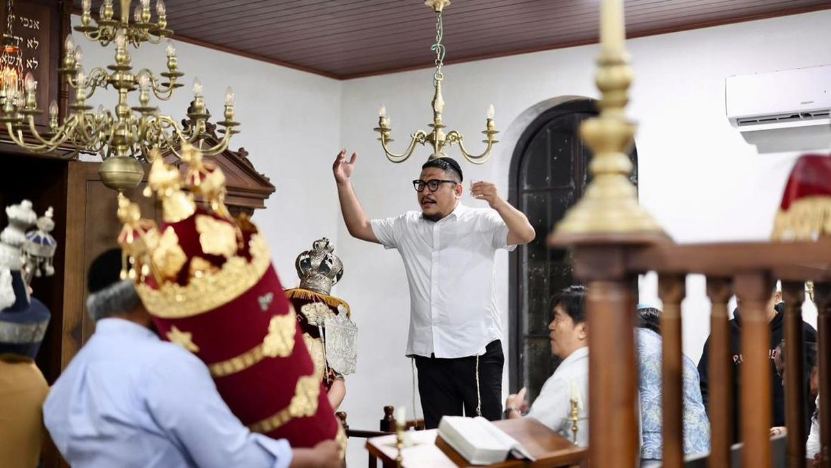 Rabbi Yahudi RI Beber Alasan Belum Mau Terima Ajakan Tinggal di Israel