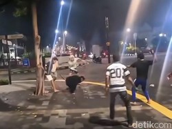 Aksi Tawuran Viral Diduga Terjadi di Kawasan Kota Lama Surabaya