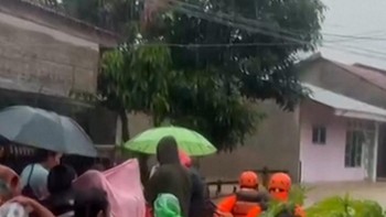 Banjir dan Longsor Terjang Sibolga Sumut, 8 Orang Meninggal Dunia