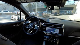 Waymo Mulai Operasikan Robotaxi Tanpa Sopir di AS