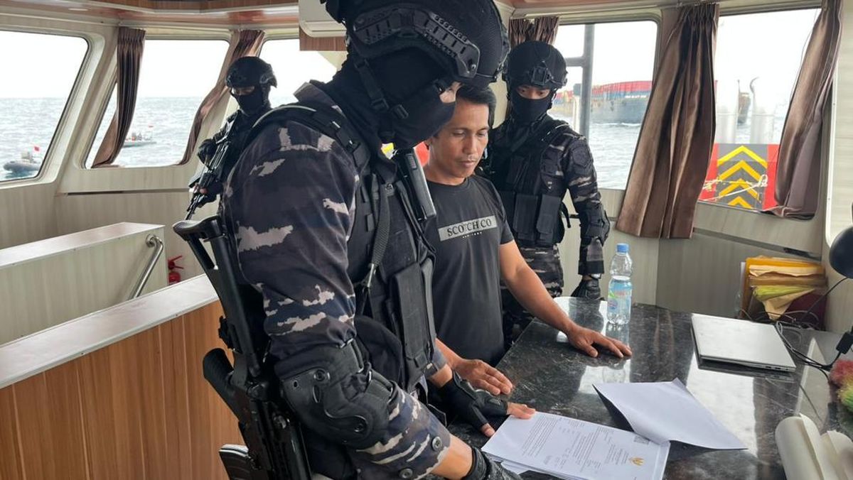 TNI AL Amankan Dua Kapal Pengangkut Nikel Tujuan PT IMIP Morowali