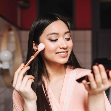 Tren Makeup 2026: Fokus pada Riasan Kulit Sehat dan Natural Glow