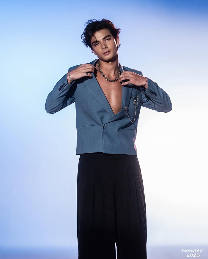 Tristan Molina adalah seorang model dan aktor muda.