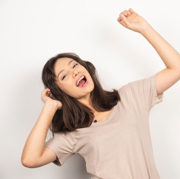 4 Zodiak yang Paling Bisa Menciptakan Bahagianya Sendiri, Tak Bergantung pada Orang Lain!