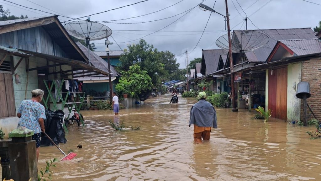Banjir dan Longsor Terjang 3 Wilayah di Sumut