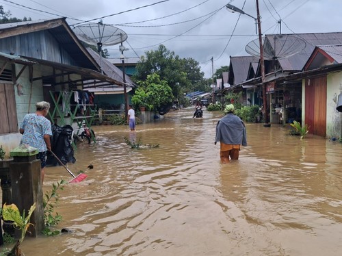 Bencana alam akibat hujan deras dan angin kencang meluas hingga 12 kabupaten/kota di Sumatera Utara (Sumut). Berdasarkan data dari Polda Sumut, jumlah korban meninggal dunia saat ini mencapai 34 orang, dan 52 orang lainnya masih dalam pencarian.