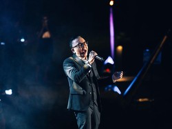 Melihat Penampilan Ari Lasso di Tengah Hutan Kota Jakarta