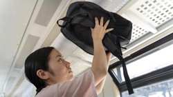 Viral Tumbler Hilang, Begini Prosedur Jika Barang Tertinggal di KRL