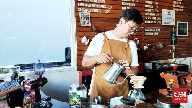 Aroma kopi Tomohon menguar hingga ke Jepang, Korea Selatan, Swiss, Prancis hingga Yunani. Kopi lokal Sulut ini spesial karena ada rasa 'hint' aren.