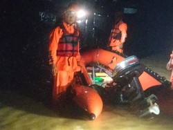 Basarnas Evakuasi Warga Terjebak Banjir di Langkat, Ada 1 Lansia Meninggal