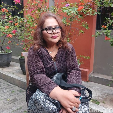 Inara Rusli Disebut Nikah dengan Suami Orang, Ibu Virgoun Singgung Penderitaan Anak