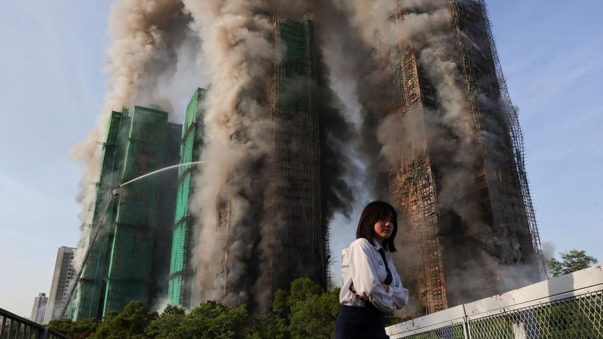 Dua WNI Tewas dalam Kebakaran Dahsyat 7 Apartemen Hong Kong